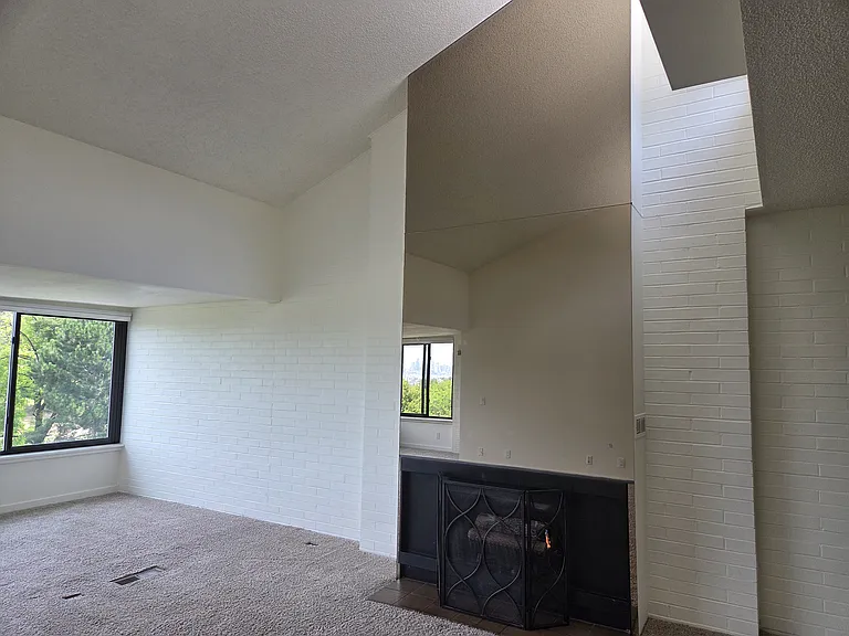10911D Glen Acres Dr S — Photo 11