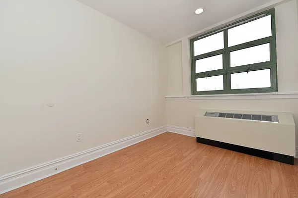 Rented by Spire Group | media 20