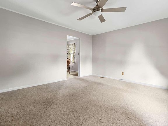 2nd image of 700 Eden Ct