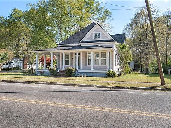 3rd image of 501 W Church St