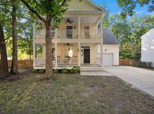 3421 Suncrest Village Ln, Raleigh, NC 27616