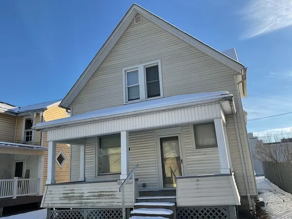 231 E Rensselaer St, Bucyrus, OH 44820