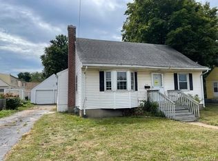 518 Middle Tpke W, Manchester, CT 06040