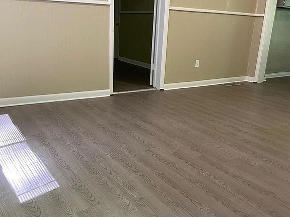 4th image of 3439 Dogwood Dr