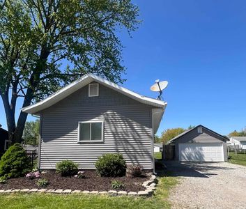 517 E Jackson St, Columbia City, IN, 46725