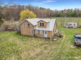 2094 Four Mile Rd, Blanchard, MI 49310