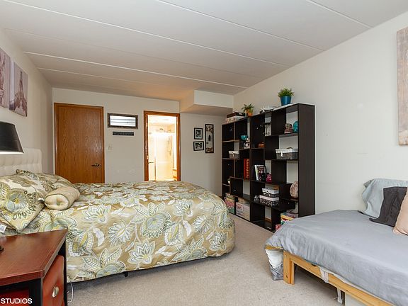5th image of 15721 Lake Hills Ct Unit 1S