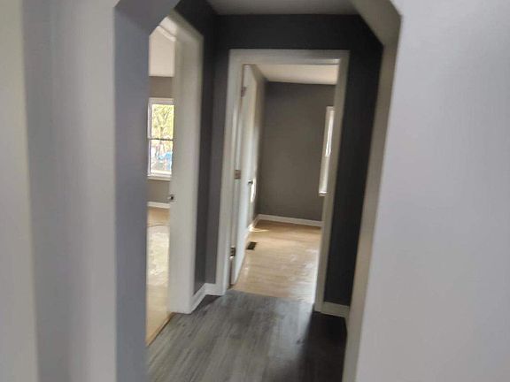 2nd image of 50 Circle Dr