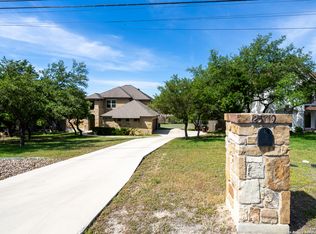 25719 Green River Drive, San Antonio, TX 78260