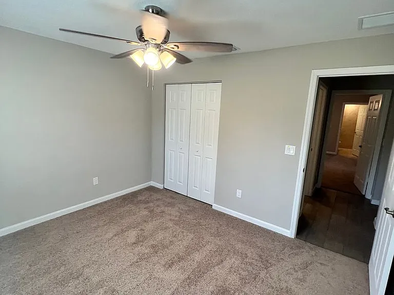 5951 NW Baynard Dr — Photo 35