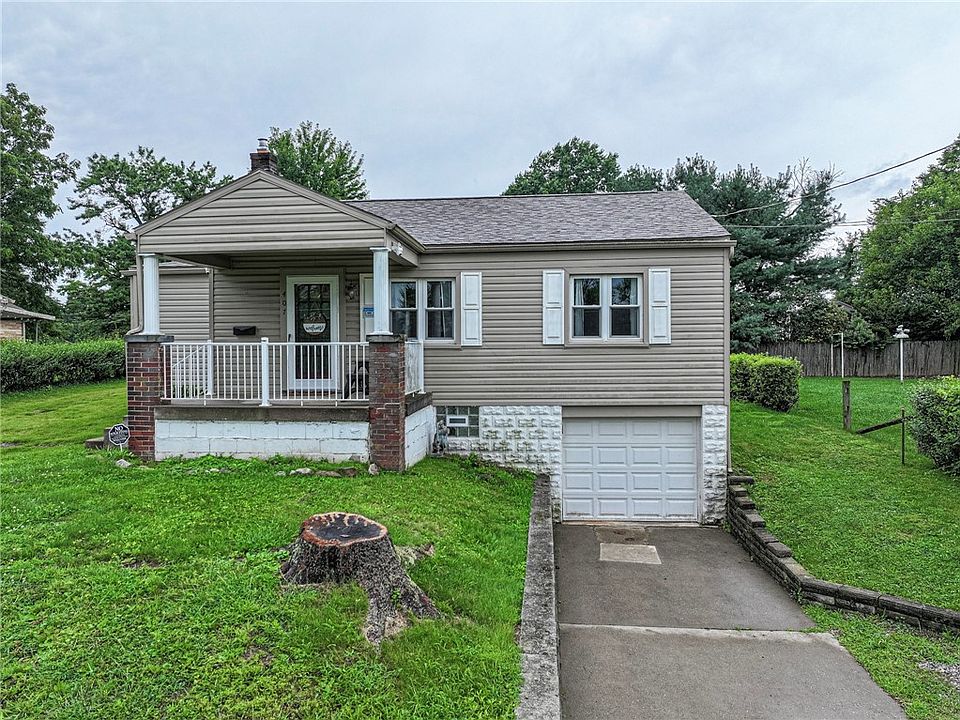 1st image of 407 Cottage Ln