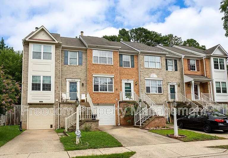 8644 Sanderling Dr — Photo 2