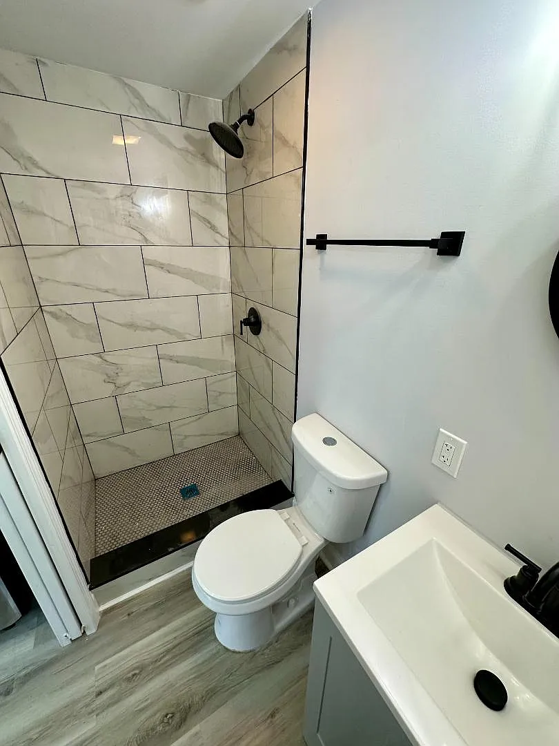 1021 East Cayuga Street - Unit C — Photo 4