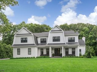 29 Montrose Ter, Allendale, NJ 07401