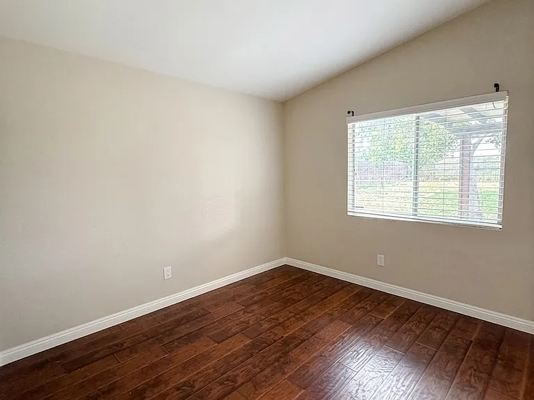 27076 Rainbow Creek Dr — Photo 6