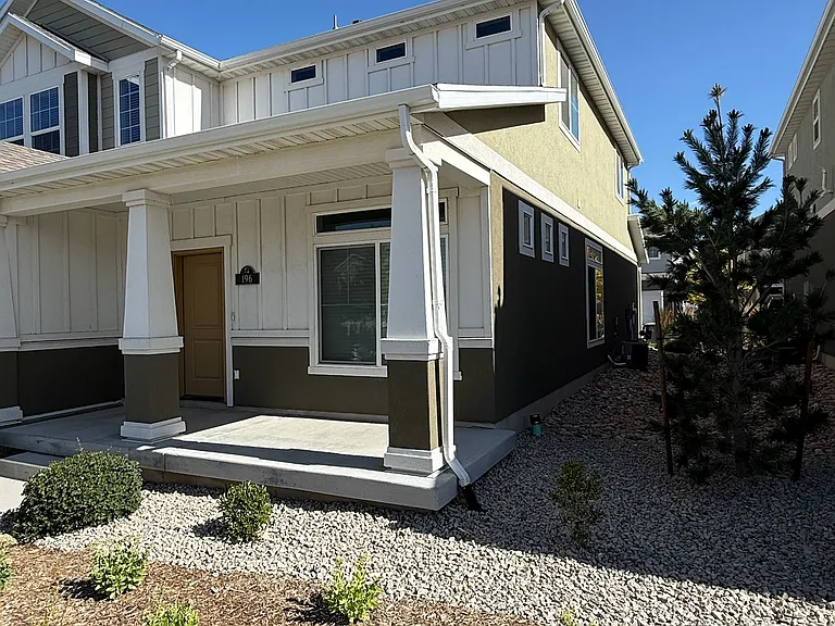 196 E Hamilton Row — Photo 21