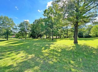 Breezeway Dr, Dexter, MO 63841