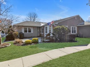 30 Revere Dr, Sayville, NY 11782