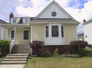 4353 Brooks Rd, Cleveland, OH 44105