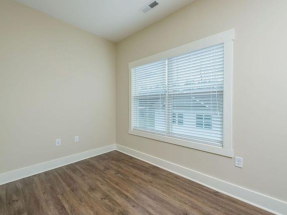 open loft space for den or office on second floor