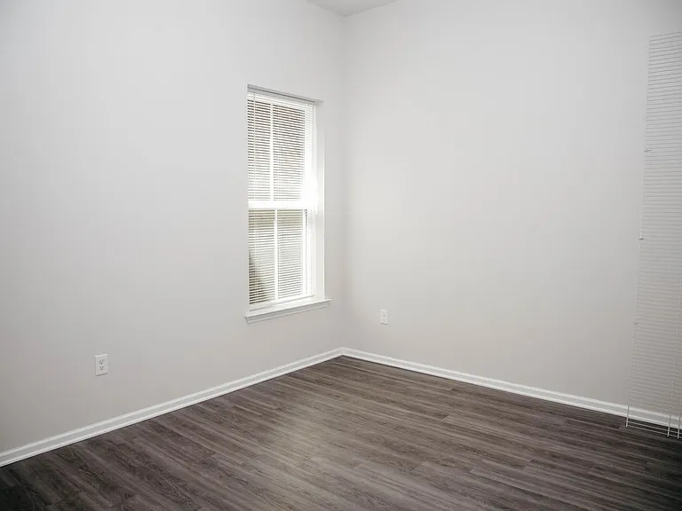 191 Broad St — Photo 13
