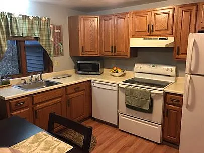 25 Glenwood North Rd #3