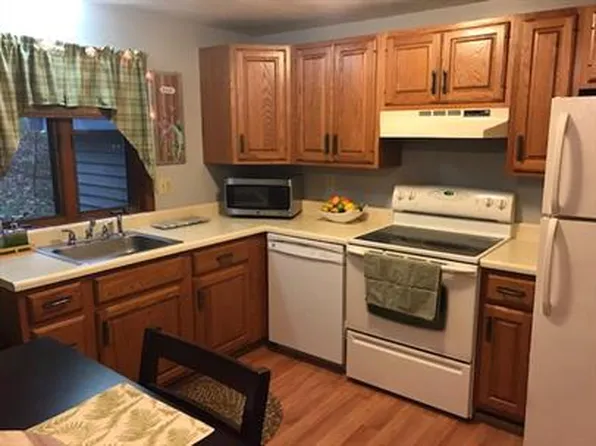 25 Glenwood North Rd, Hampstead, NH