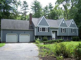 32 Old Pottery Ln, Norwell, MA 02061