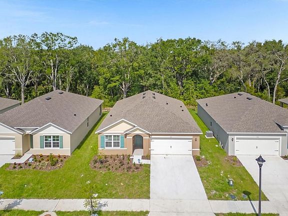 3rd image of 1056 Brooklet Dr
