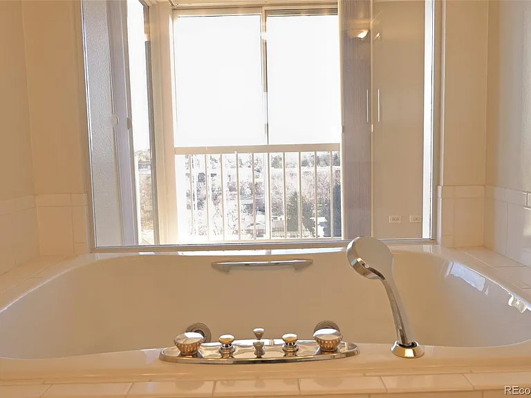 1900 E Girard Pl #1007 — Photo 9