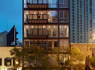747 N Clark St APT 401, Chicago, IL 60654