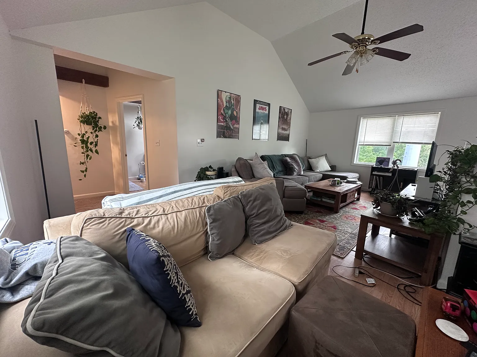 3 bed, $3,000 — Photo 3