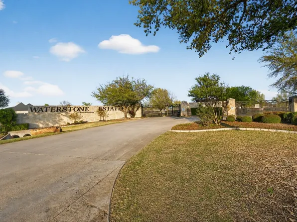 4405 Wolf Ct, McKinney, TX 75071