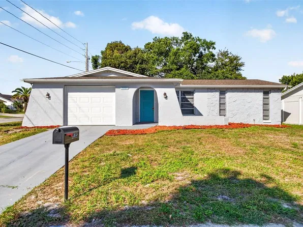 9005 Collage Ln, Port Richey, FL 34668