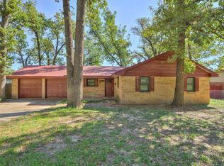 604 Skylark Dr, Oklahoma City, OK 73127