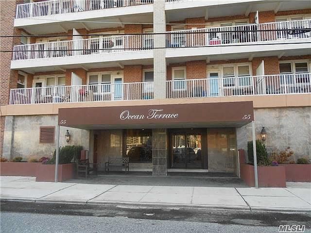 1st image of 55 Monroe Blvd APT 2R