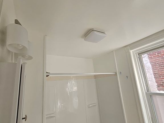 3rd image of 5006 Reno St