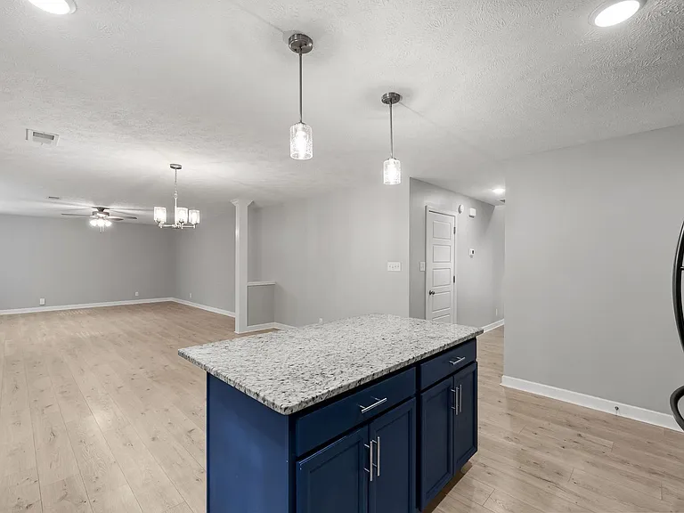 1037 Brightwood Ct — Photo 14