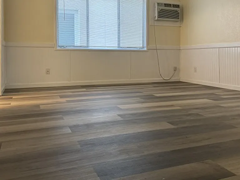 2511 N St #4 — Photo 9