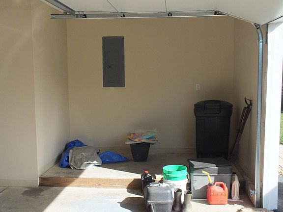 4th image of 15 Milamar Dr