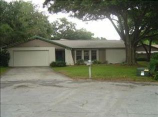 1909 Hunter Ln, Brandon, FL 33510