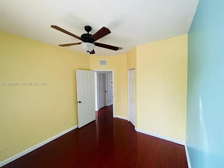 903 N Santa Catalina Cir — Photo 18