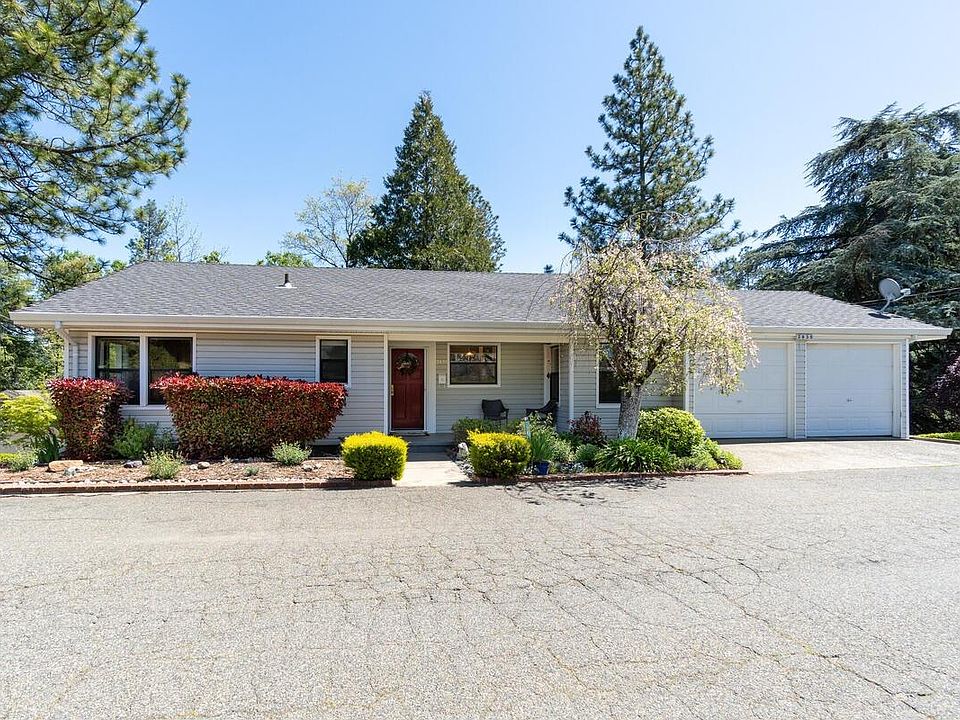 1st image of 2835 Bennett Dr