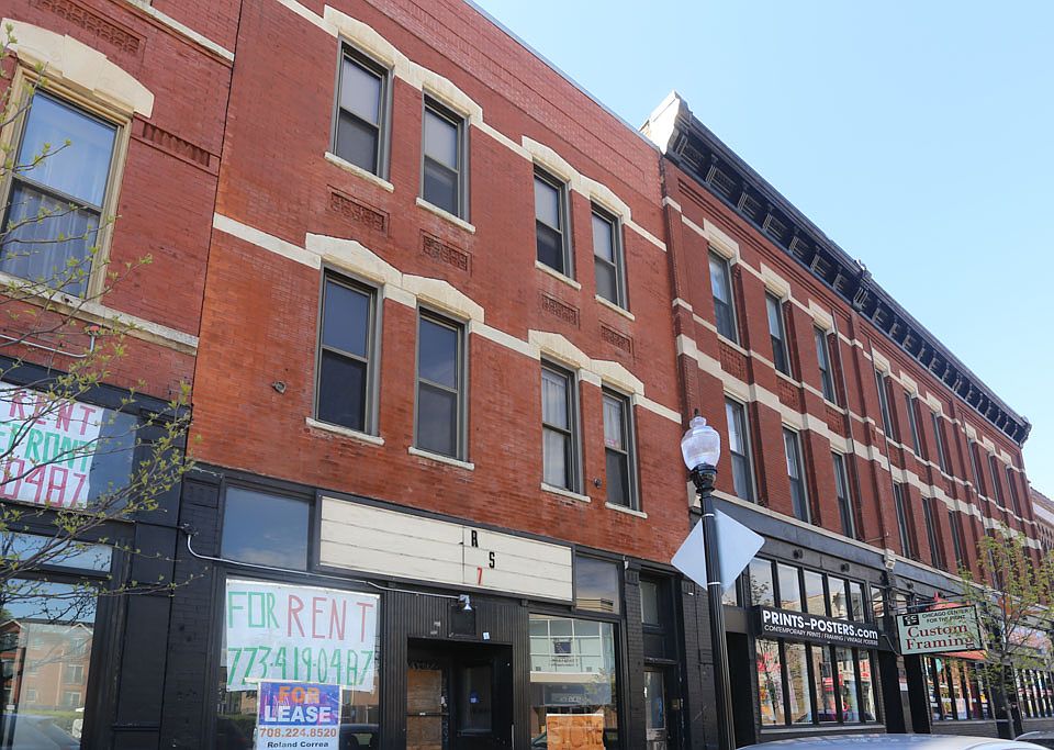 1st image of 1507 W Fullerton Ave #2