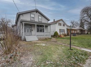 11 W Church St, Adams, NY 13605