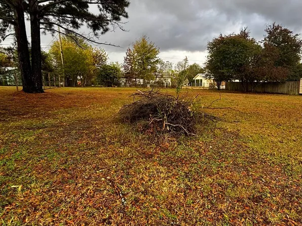 127 Meadow Dr, Holly Pond, AL 35083