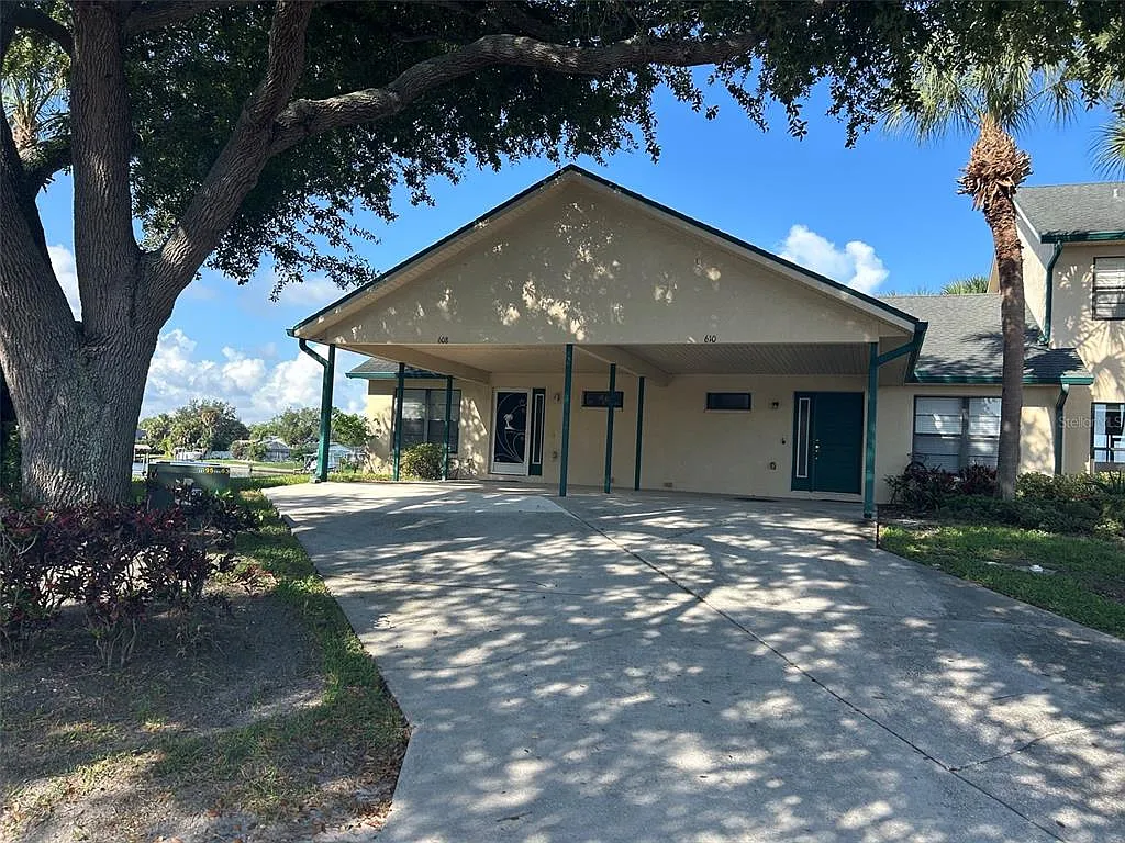 1 bed, 1.0 bath, 727 sqft, $1,600 — Photo 2