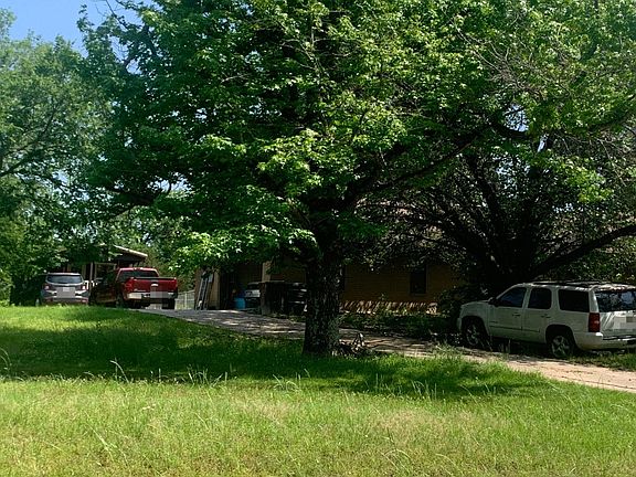 3rd image of 319 County Road 1520