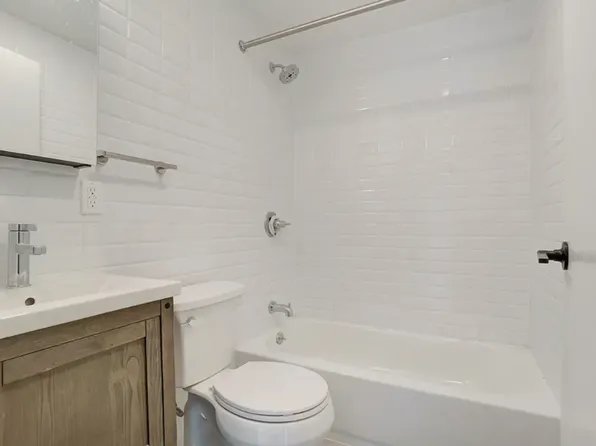 176 Bayard Street image 9 of 10