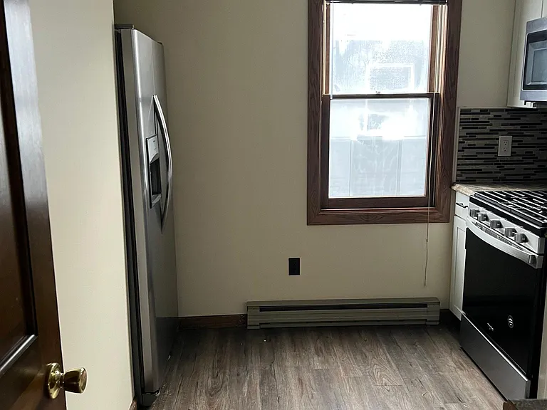 364 N Courtland St #1 — Photo 5